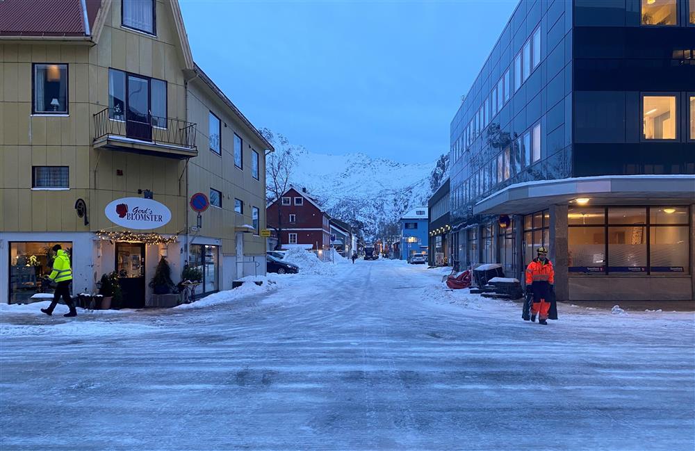 Trase som skal graves fra J. E. Paulsens gt til krysset ved Rådhuset. - Klikk for stort bilde