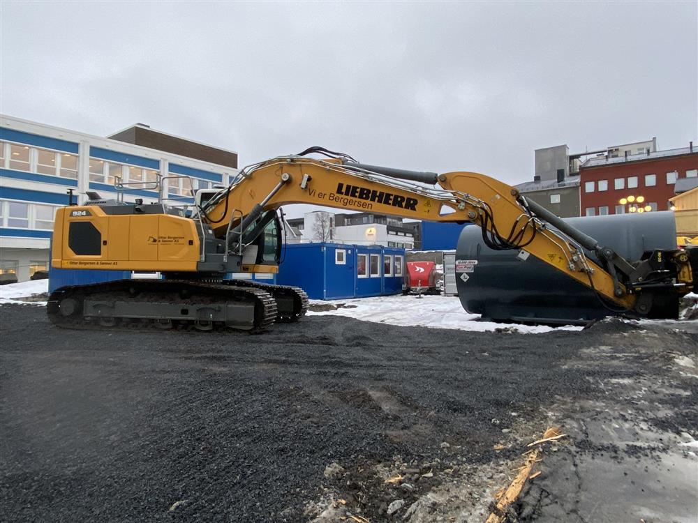 Gravemaskin som illustrerer de krefter som er i bruk under gravingen. - Klikk for stort bilde